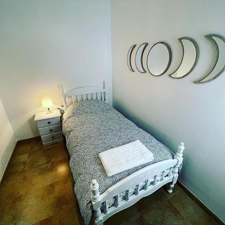 Apartamentos Pondos Linares  Kültér fotó